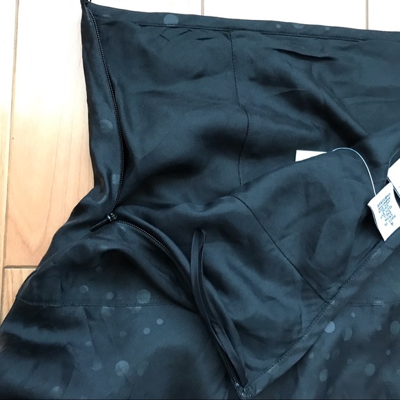 ♻️Reposted New AIX Armani Exchange black silk skirt in size 4 - Picture 9 of 11
